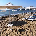شقة فندقية Sunny Hills - Menada 3*