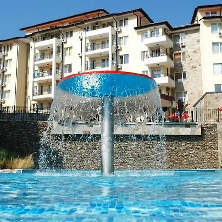 Sunny Hills - Menada