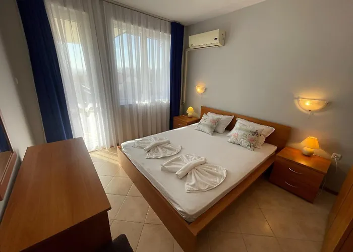 Sunny Hills - Menada Sunny Beach